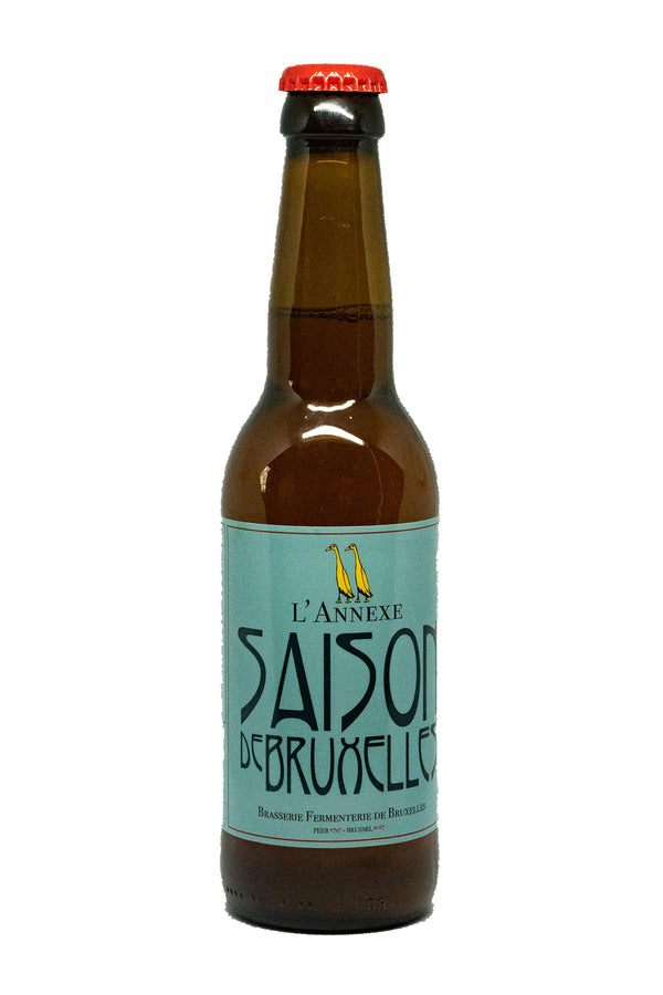 Avec la Saison de Bruxelles, L’Annexe a redéfini un classique du patrimoine brassicole Belge au palet du consommateur du 21ème siècle. Légèrement plus amère que la Saison typique elle garde toute sa complexité. Une bière rafraichissante et facile à boire.