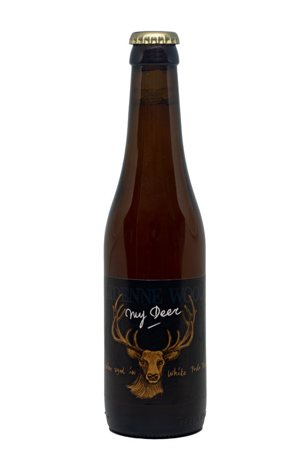 C'est un vin d’orge: une bière dorée intense, liquoreuse et suave. Date de création: 2016. Depuis My Deer est brassé chaque année et élevé dans des fûts de chêne différents. Pour 2020, il s'agit de fût de Porto blanc.