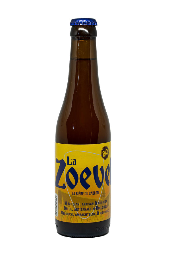 Bière ambrée à double fermentation, produite en coopérative et utilisant des ingrédients bio. La Zoevel combine goût caractéristique et buvabilité dans le respect de l'environnement et des hommes qui la produisent. Elle est onctueuse, peu sèche en bouche et développe une astringence moyenne en fin de bouche.