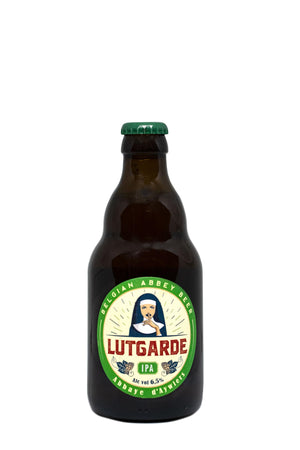 La Lutgarde IPA est caractérisé par un parfait équilibre entre amertume et agrume. La note de fruit tropical en font une bière singulière.