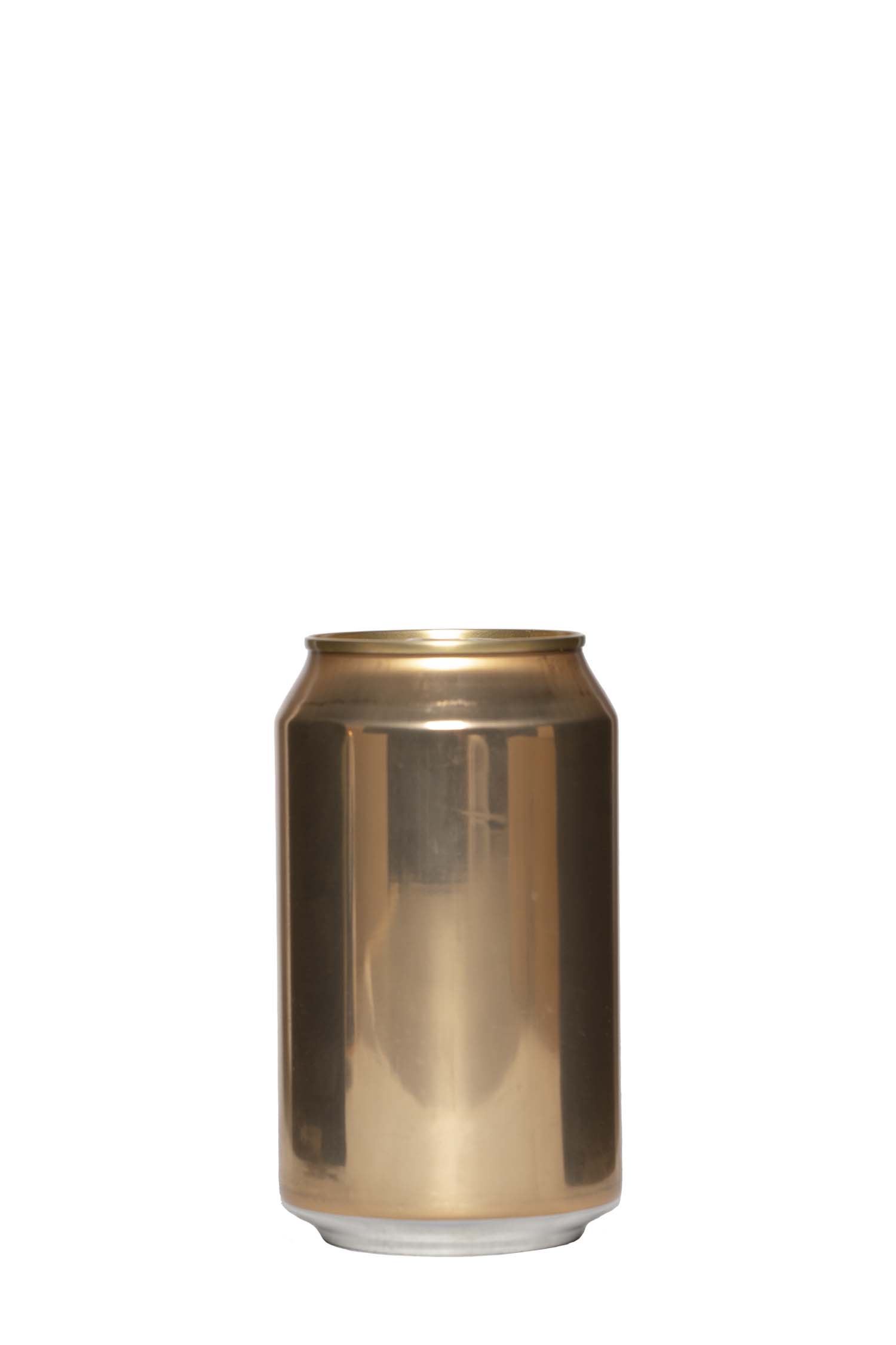 Lager légère, croustillante et bien houblonnée. Certains malts spéciaux ajoutent un léger piquant, qui est équilibré par un arôme de houblon léger, fruité et floral.